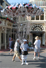 Main Street Baloon Seller